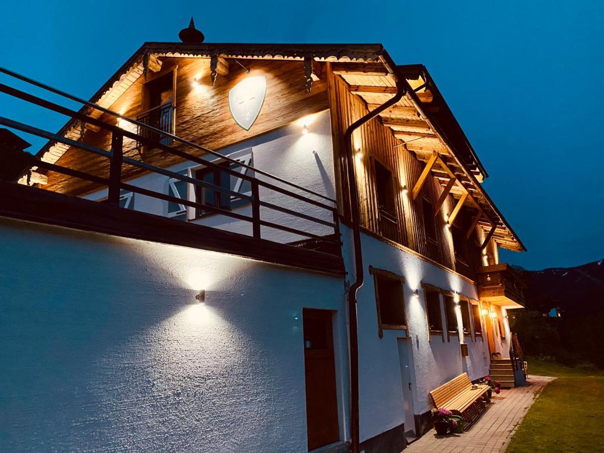 Alm Seasons Premium Chalet & Studios Saalbach-Hinterglemm Extérieur photo