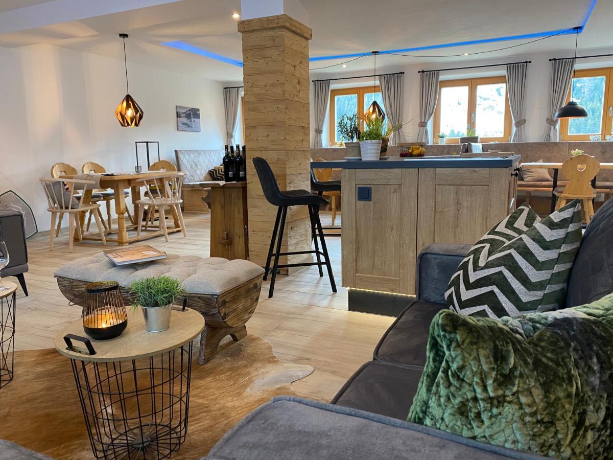 Alm Seasons Premium Chalet & Studios Saalbach-Hinterglemm Extérieur photo