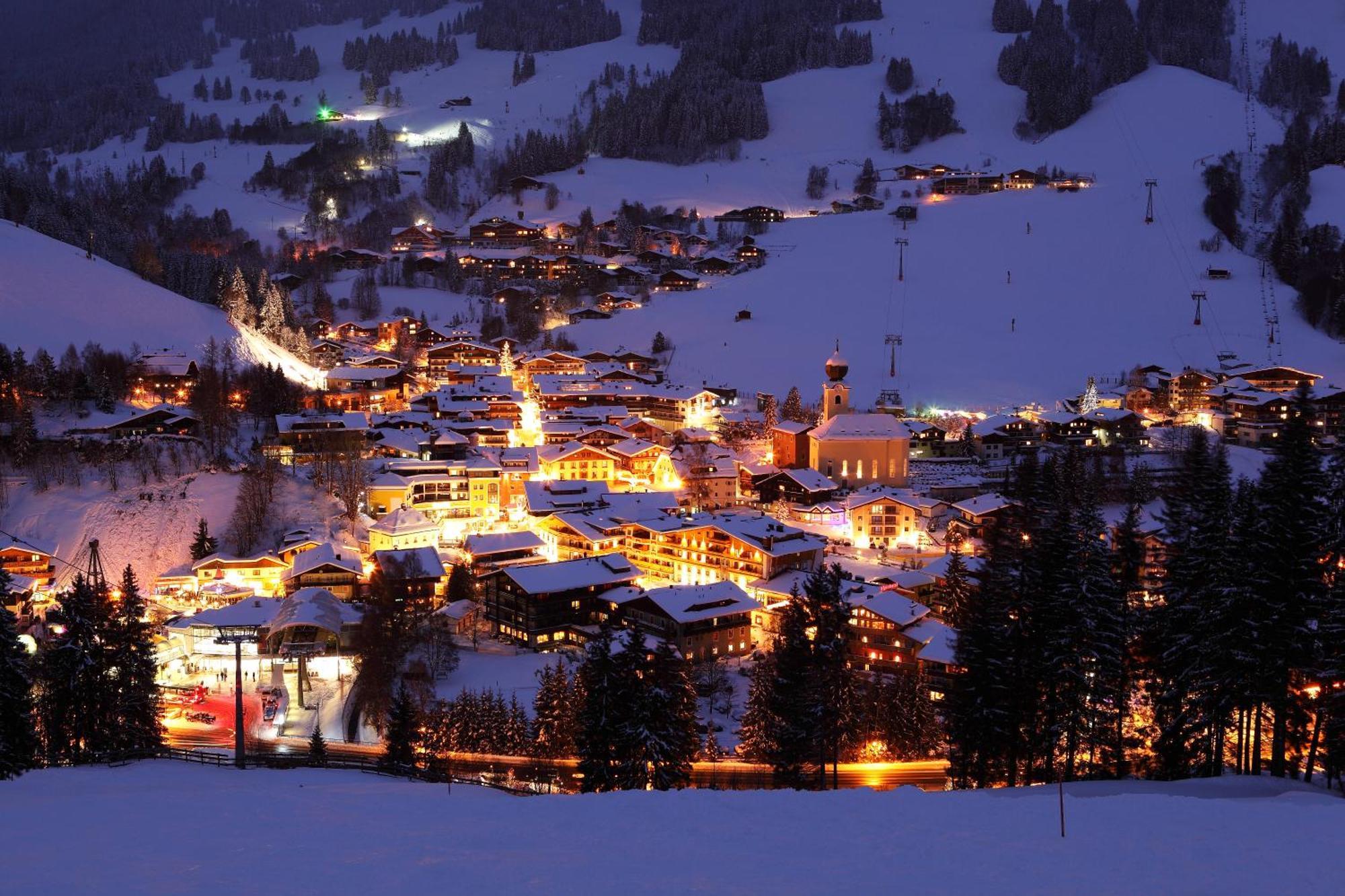 Alm Seasons Premium Chalet & Studios Saalbach-Hinterglemm Extérieur photo