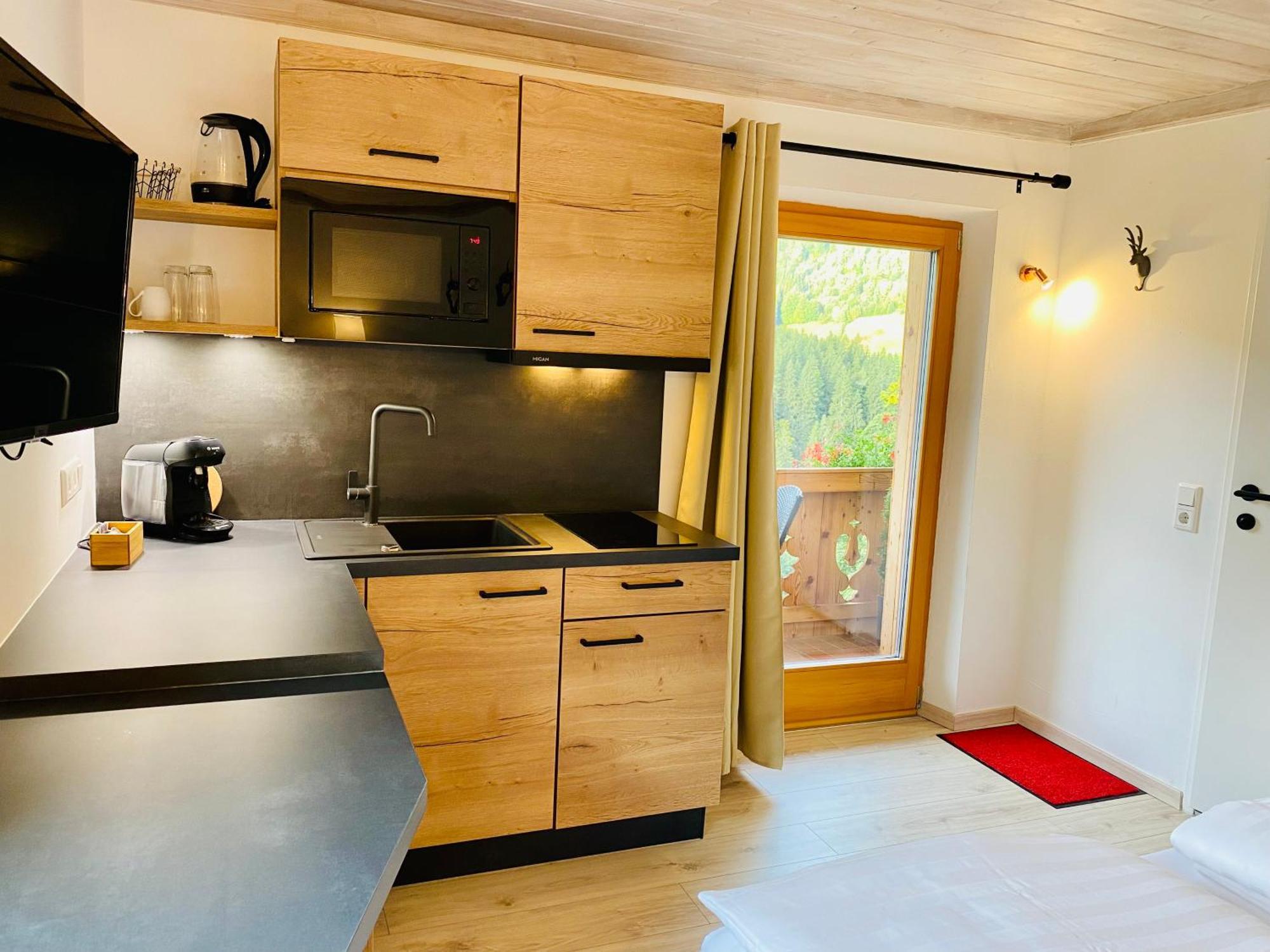 Alm Seasons Premium Chalet & Studios Saalbach-Hinterglemm Chambre photo