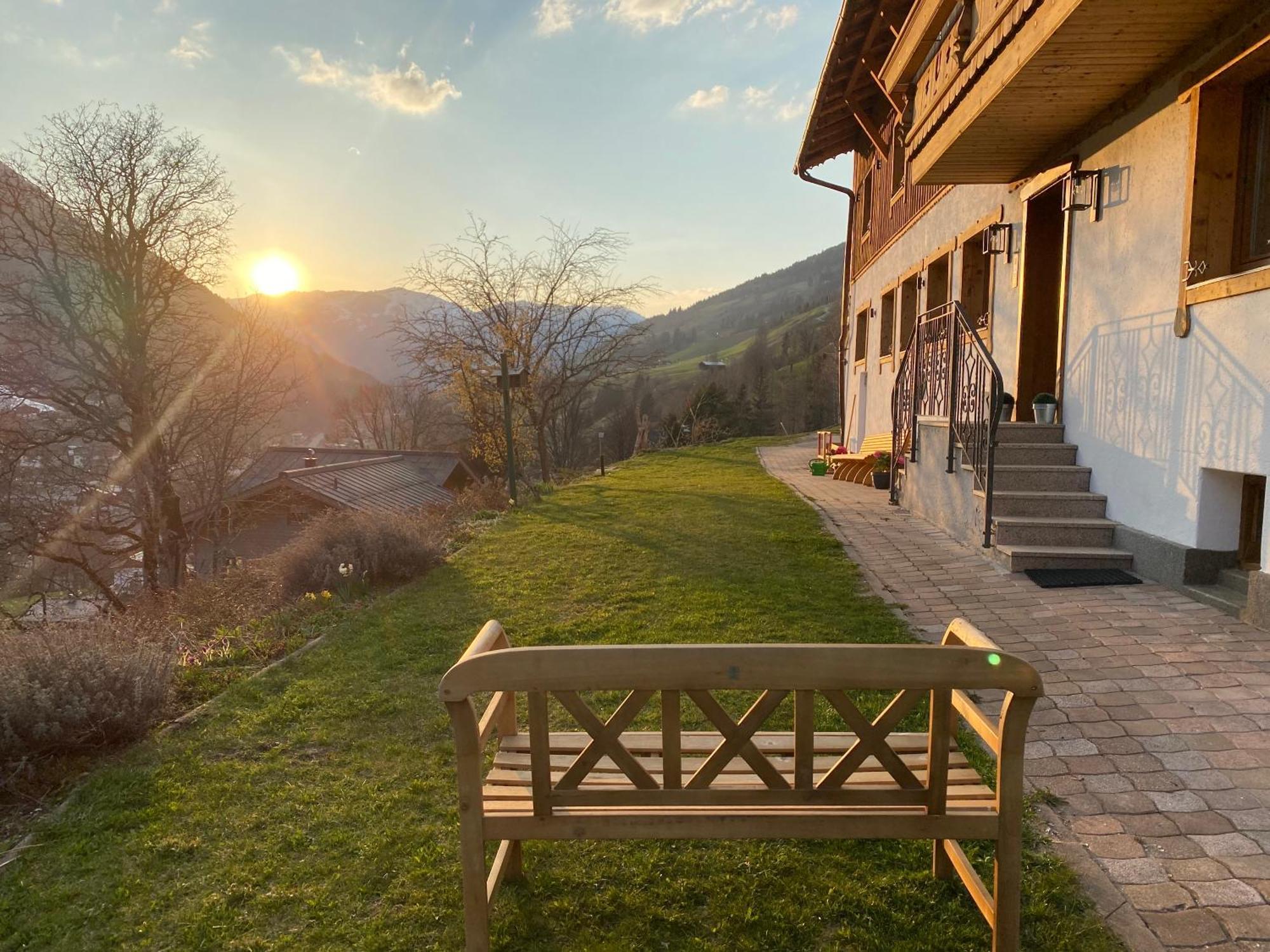 Alm Seasons Premium Chalet & Studios Saalbach-Hinterglemm Extérieur photo